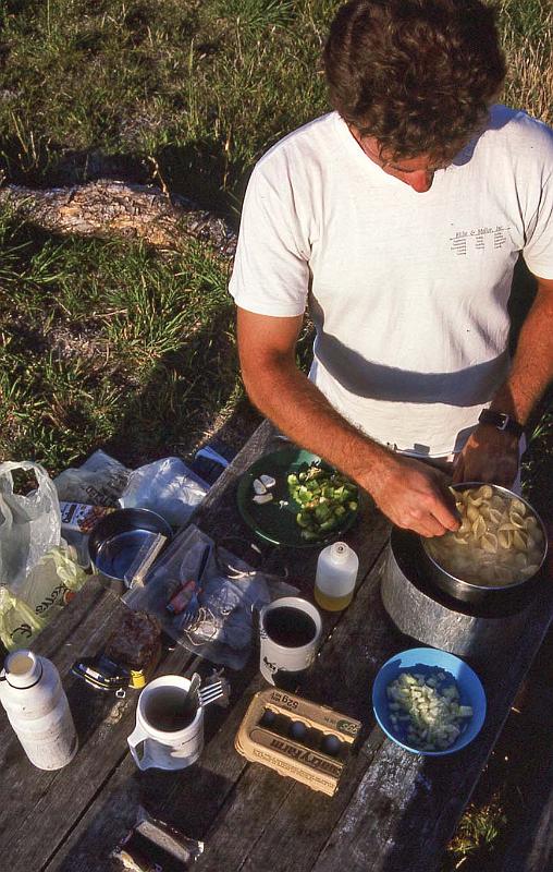 WT 0400 080-09 Australia.jpg